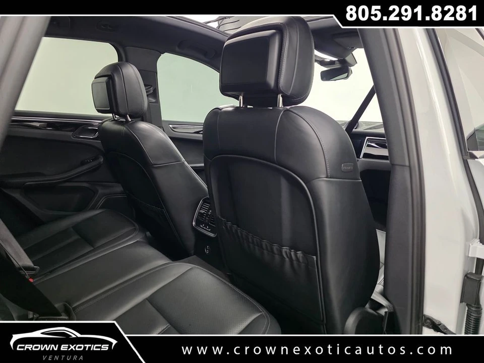 2023 Porsche Macan S - Image 16 of 31