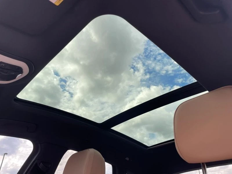 2023 Porsche Macan S - Image 6 of 12