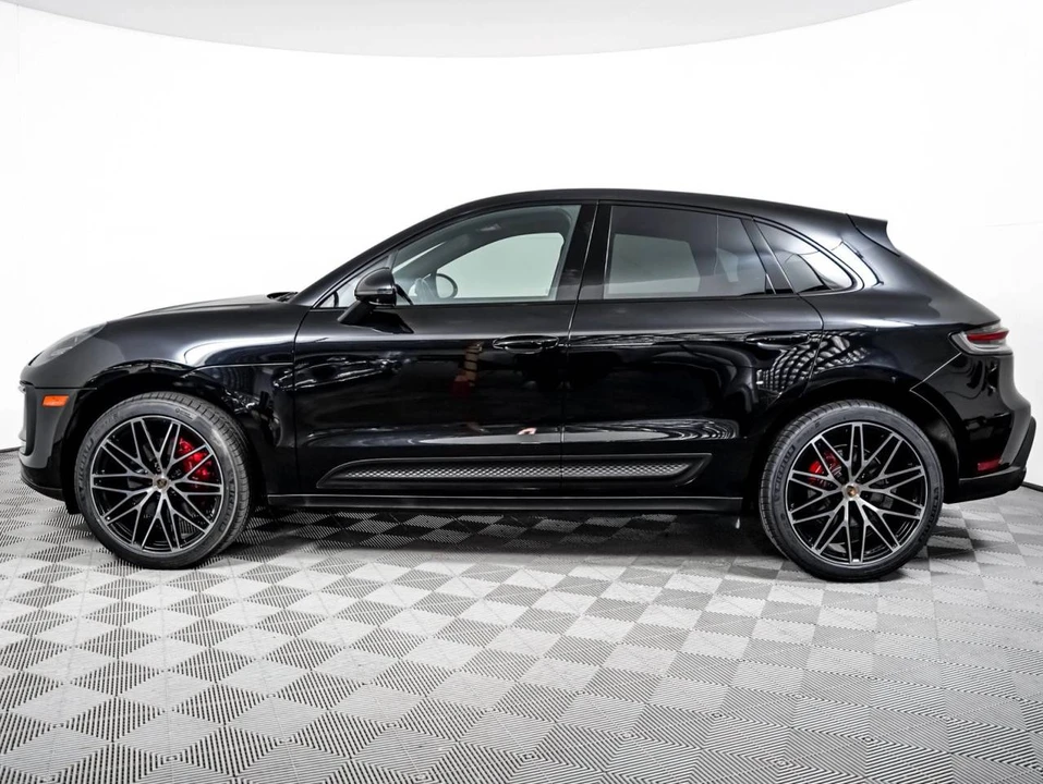 2023 Porsche Macan S - Image 2 of 5