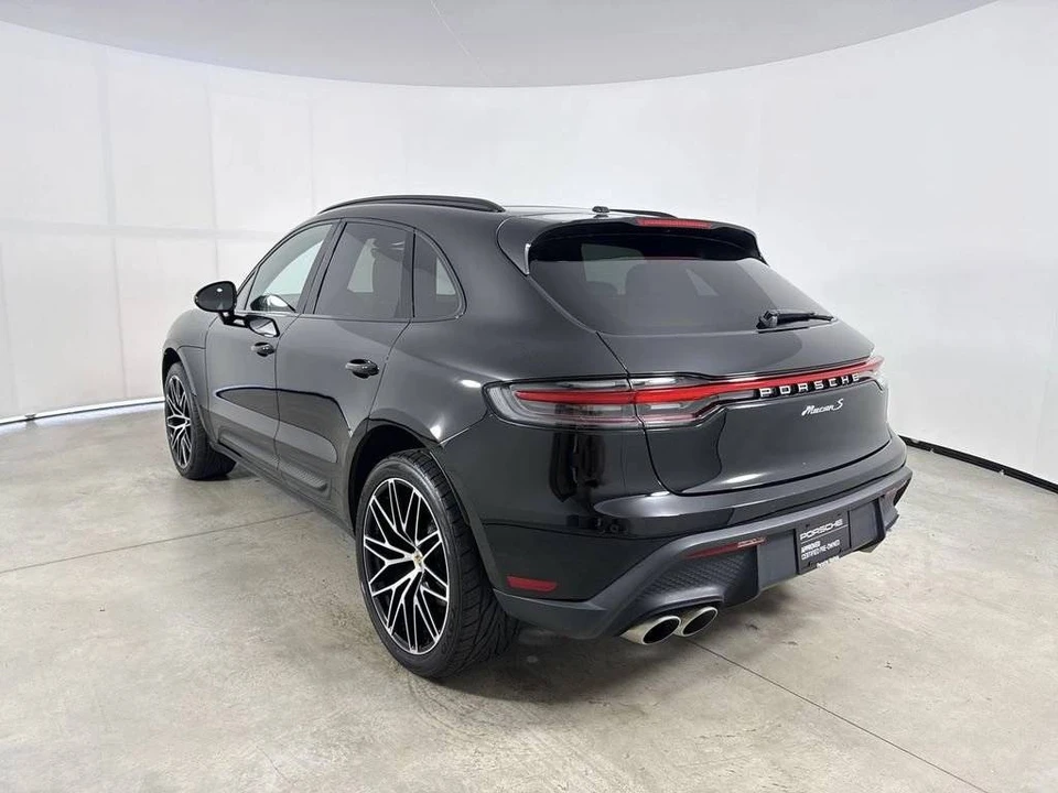 2023 Porsche Macan S - Image 3 of 5