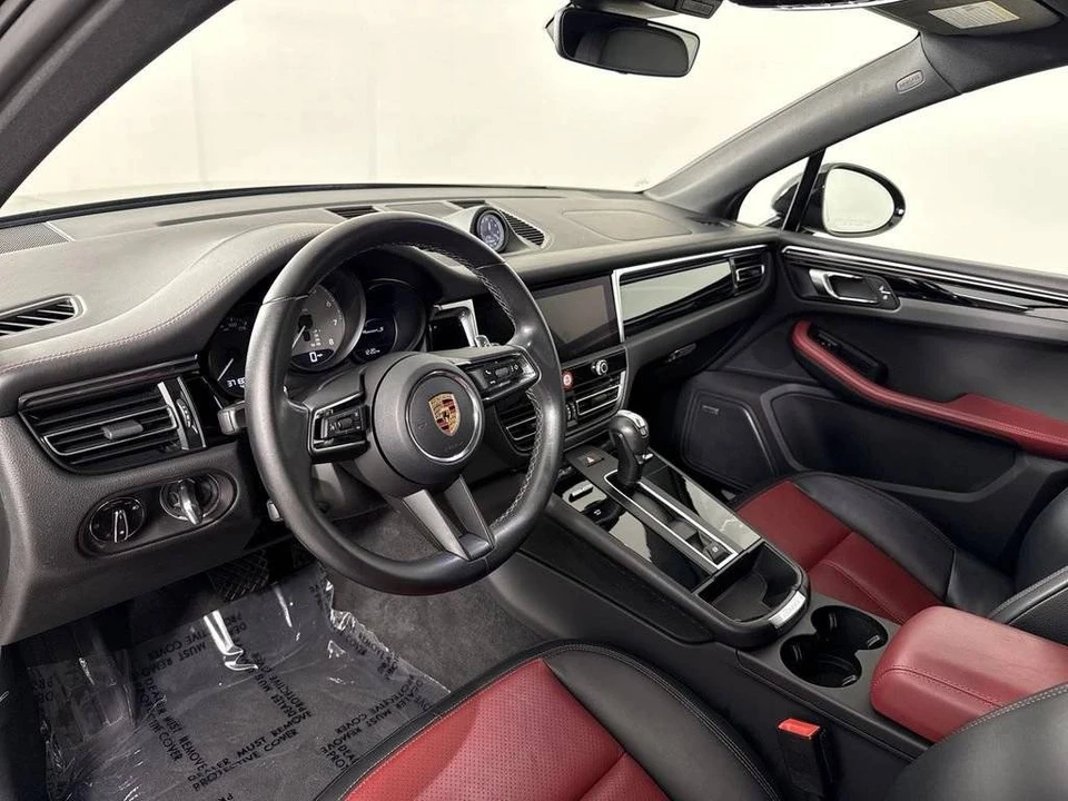 2023 Porsche Macan S - Image 4 of 5