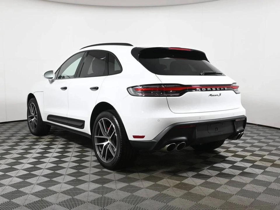 2023 Porsche Macan S - Image 3 of 5