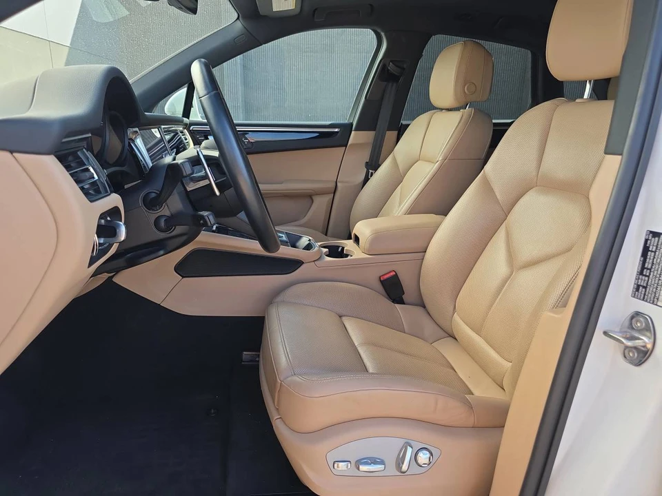 2023 Porsche Macan S - Image 5 of 5