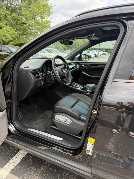 2023 Porsche Macan S - Image 5 of 5