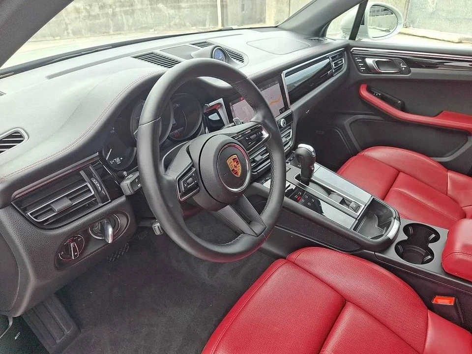 2023 Porsche Macan S - Image 5 of 5