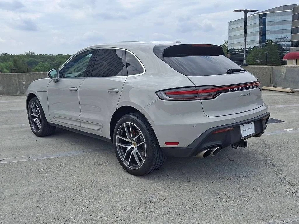 2023 Porsche Macan S - Image 3 of 5