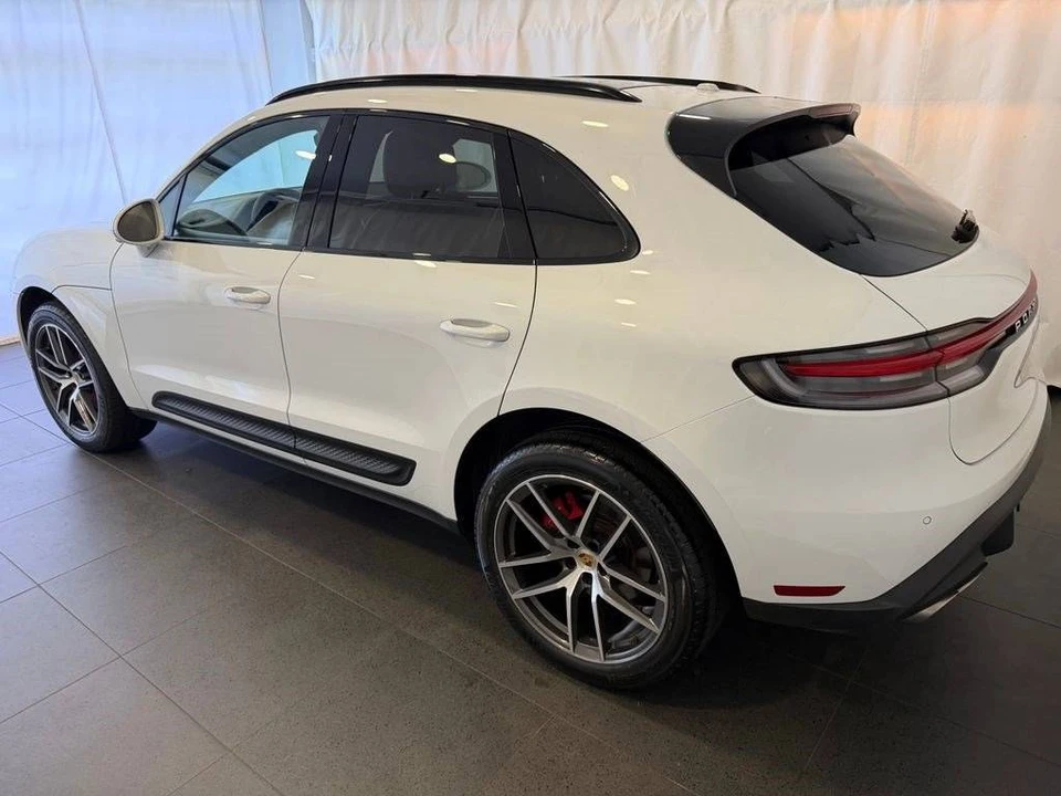 2023 Porsche Macan S - Image 3 of 5