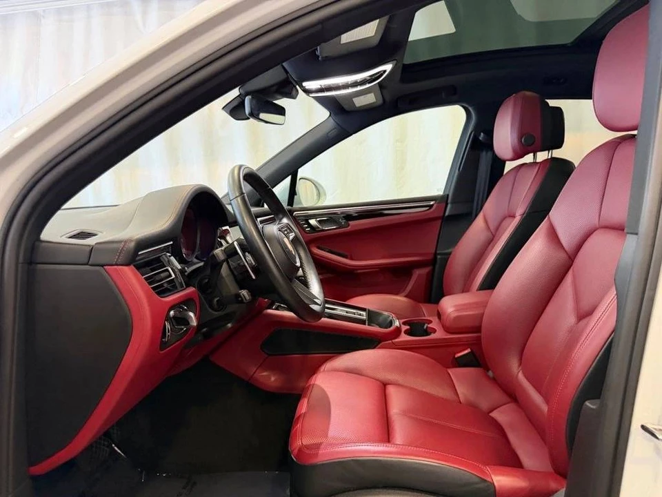2023 Porsche Macan S - Image 5 of 5
