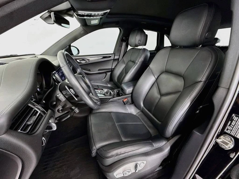 2023 Porsche Macan S - Image 5 of 5