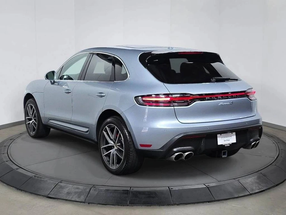 2023 Porsche Macan S - Image 3 of 5
