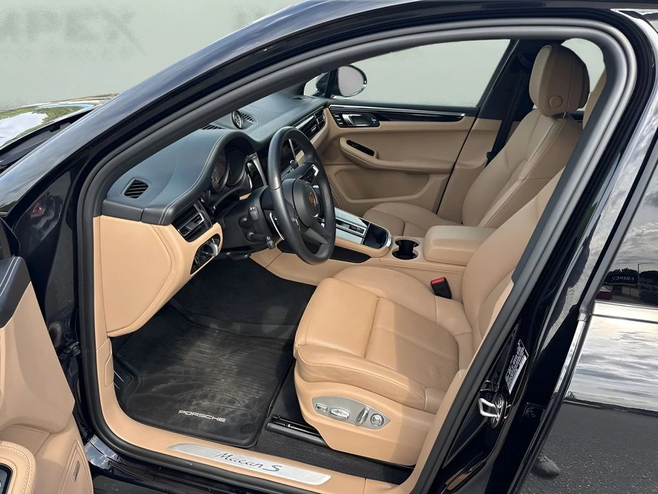 2023 Porsche Macan S - Image 9 of 31