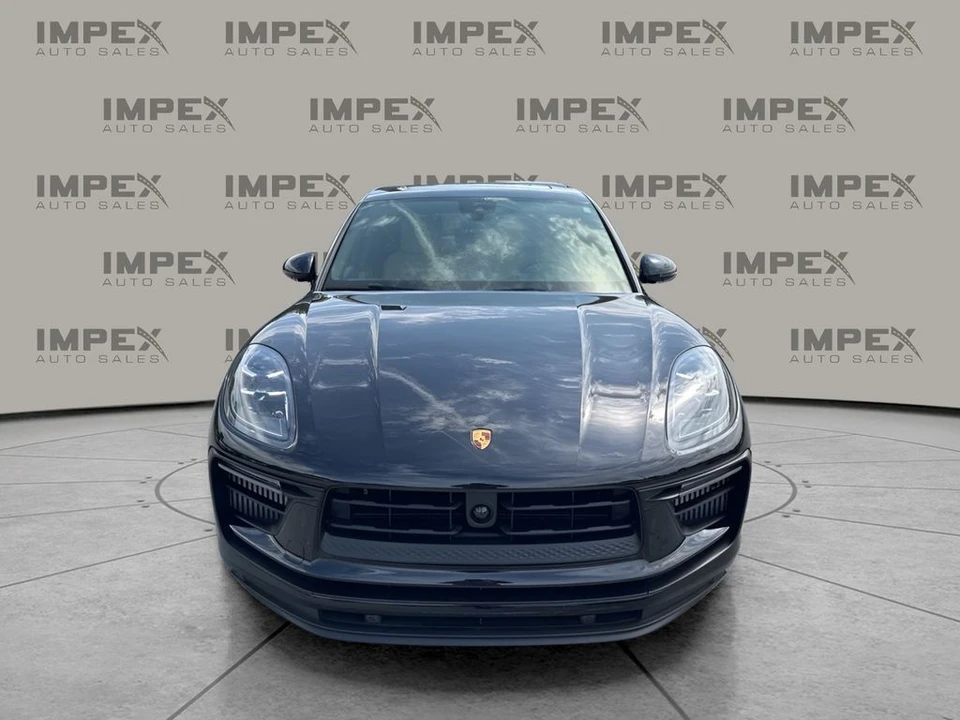 2023 Porsche Macan S - Image 8 of 31