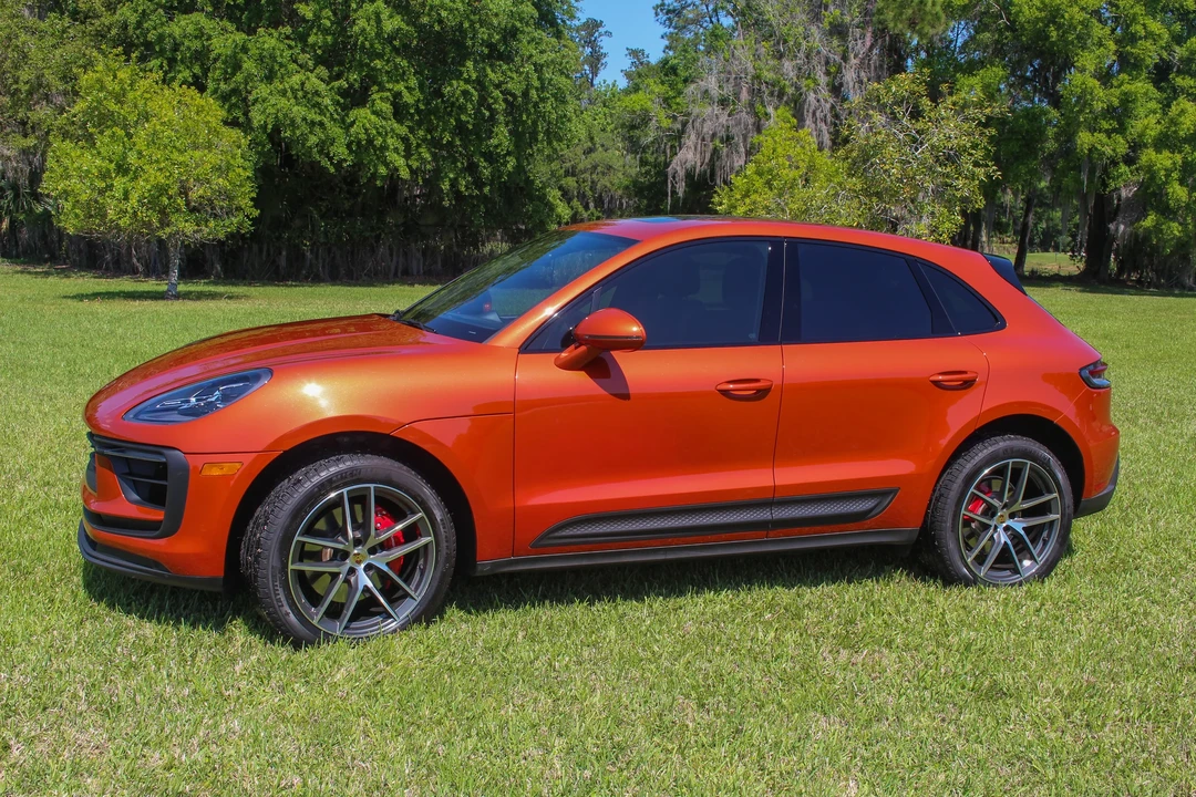 2023 Porsche Macan S - Image 3 of 31