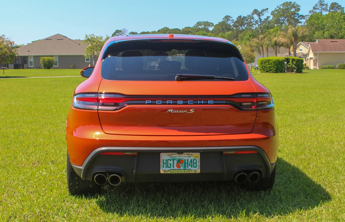 2023 Porsche Macan S - Image 6 of 31