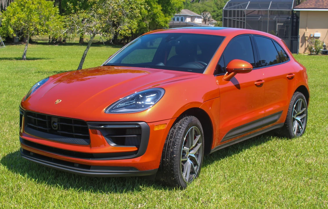 2023 Porsche Macan S - Image 2 of 31