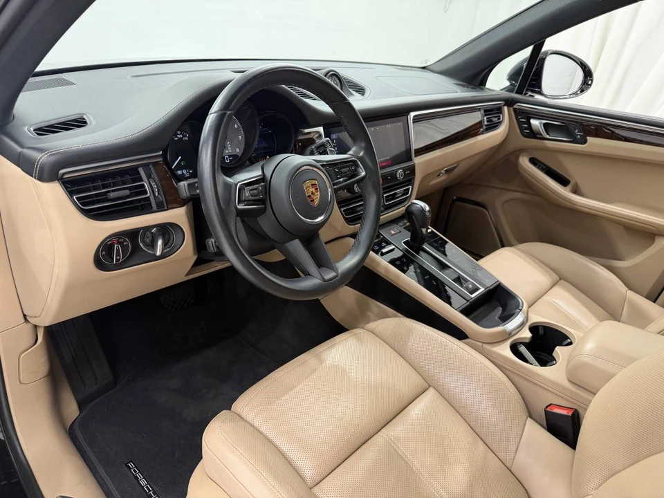 2023 Porsche Macan S - Image 4 of 5