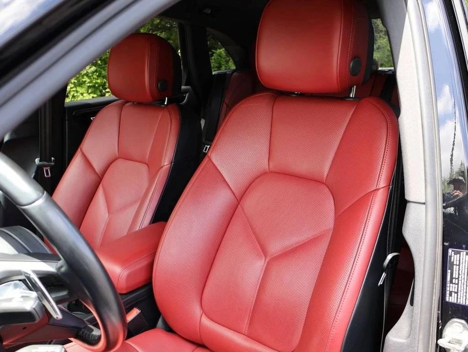2023 Porsche Macan S - Image 5 of 5