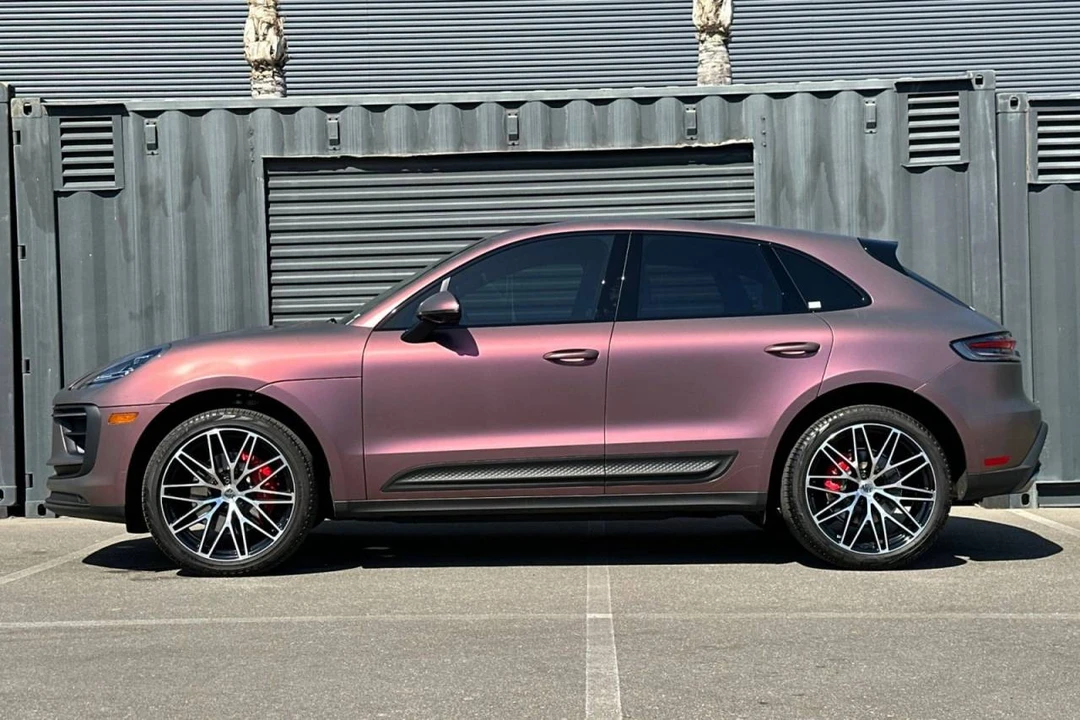 2023 Porsche Macan S - Image 2 of 5