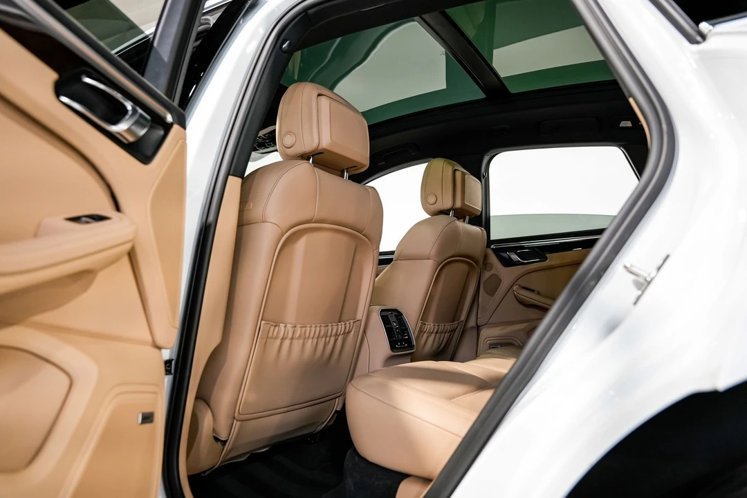2023 Porsche Macan S - Image 30 of 31