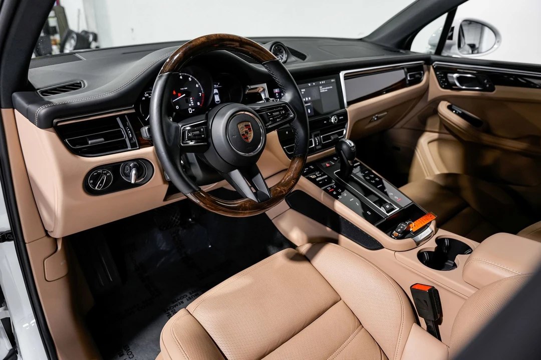 2023 Porsche Macan S - Image 9 of 31