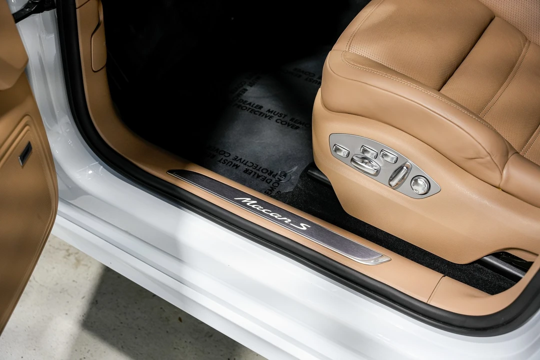 2023 Porsche Macan S - Image 21 of 21