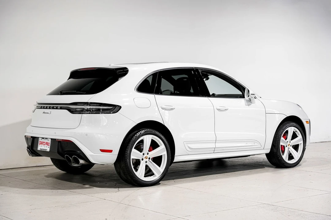 2023 Porsche Macan S - Image 3 of 31