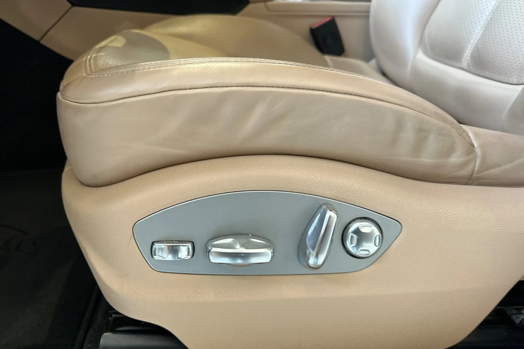 2023 Porsche Macan S - Image 14 of 21