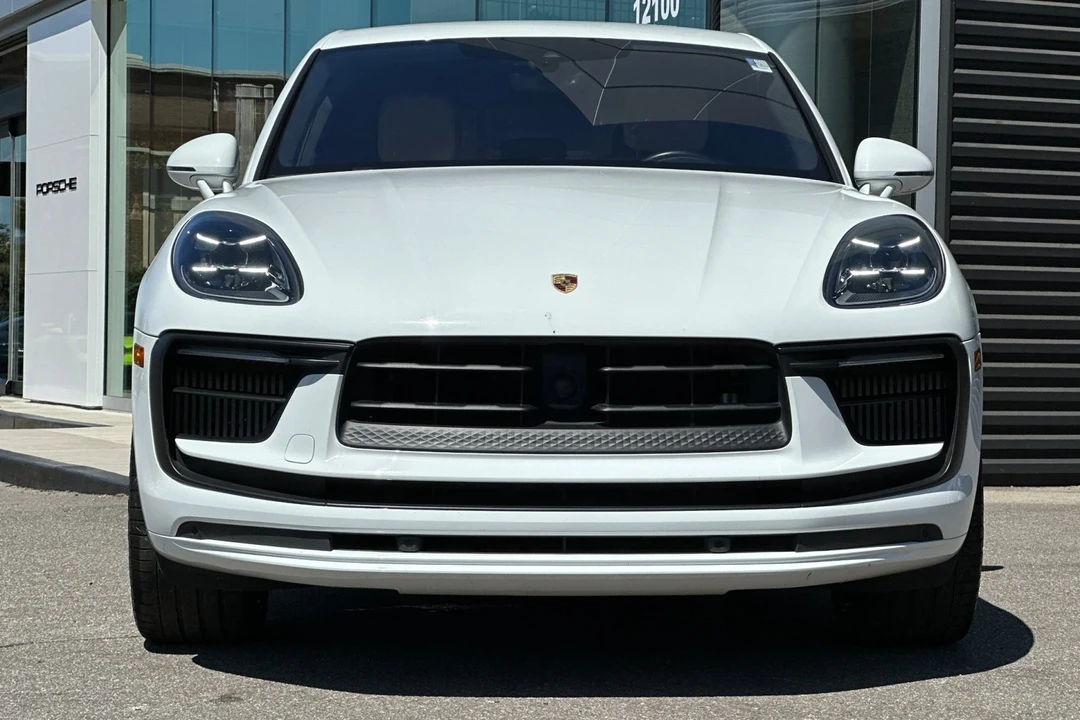 2023 Porsche Macan S - Image 11 of 21