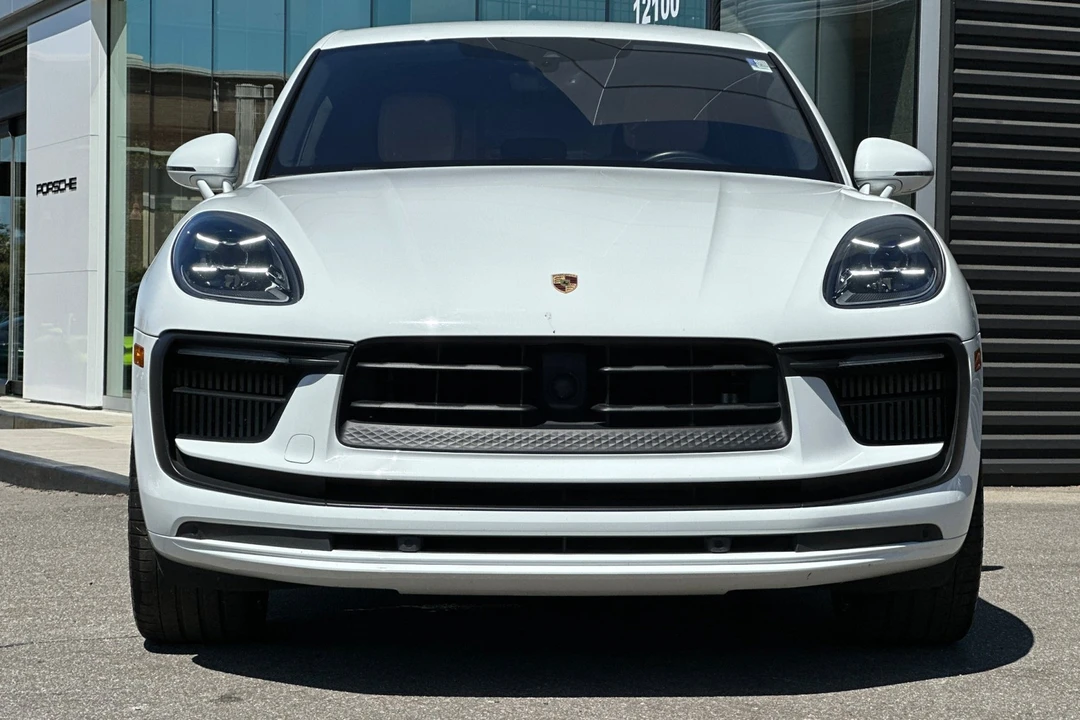 2023 Porsche Macan S - Image 11 of 21