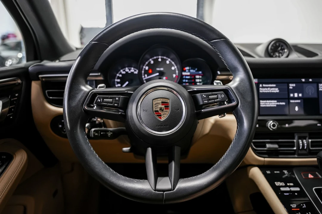 2023 Porsche Macan S - Image 10 of 21
