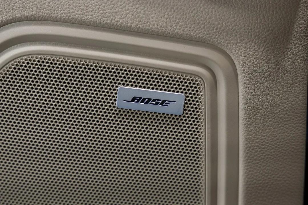 2023 Porsche Macan S - Image 18 of 21