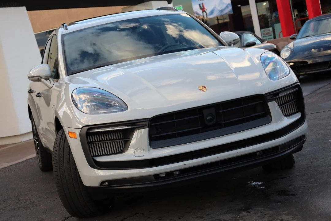 2023 Porsche Macan S - Image 2 of 12