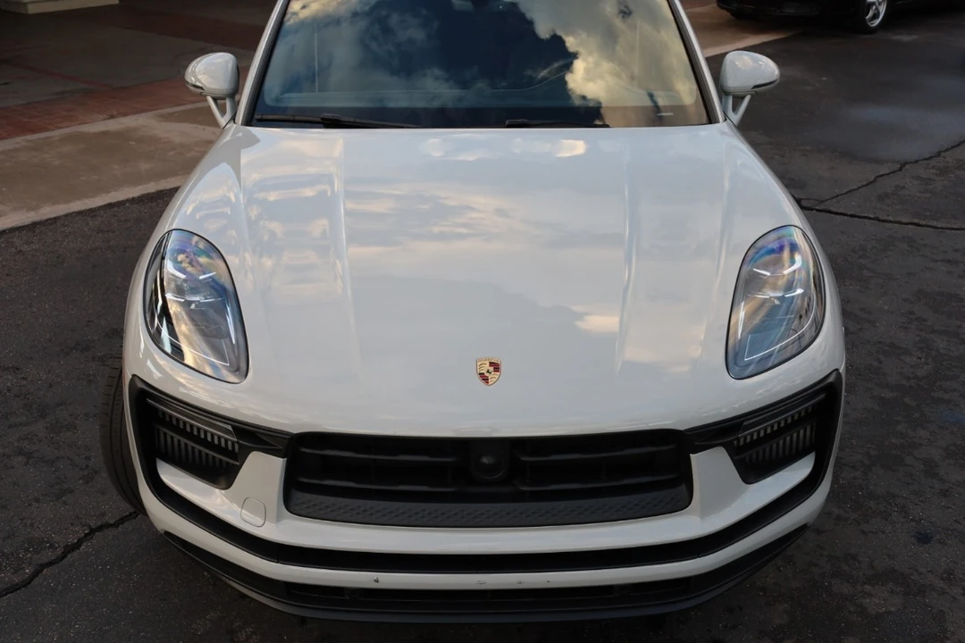2023 Porsche Macan S - Image 10 of 12