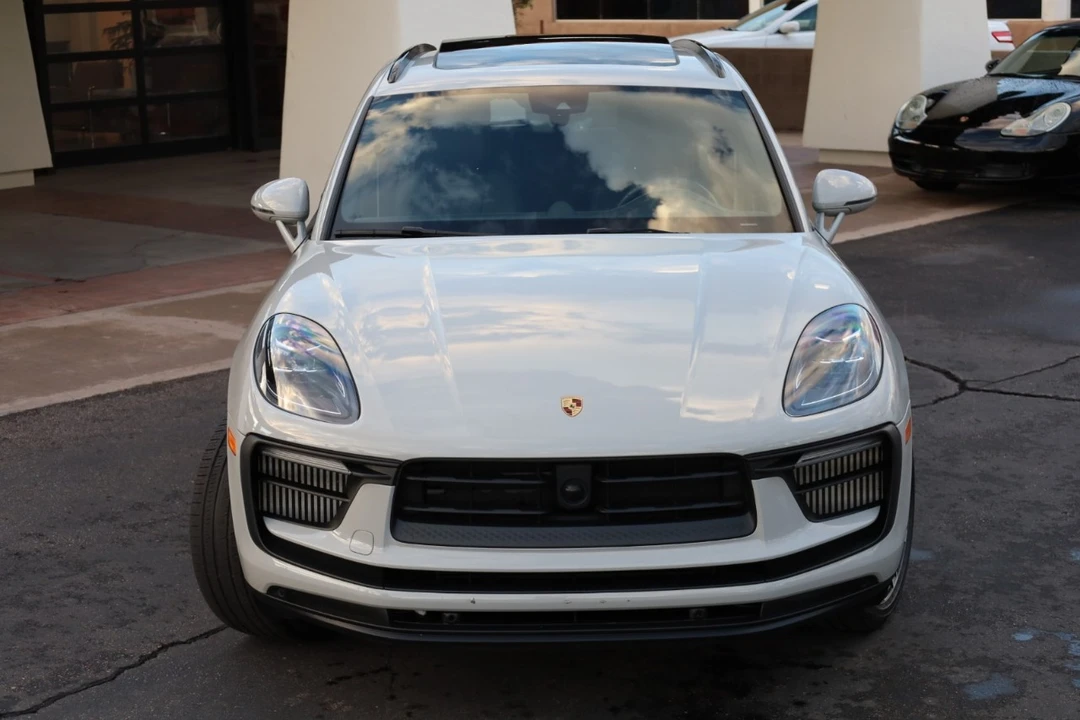 2023 Porsche Macan S - Image 9 of 12