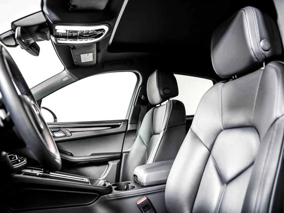 2023 Porsche Macan S - Image 5 of 5
