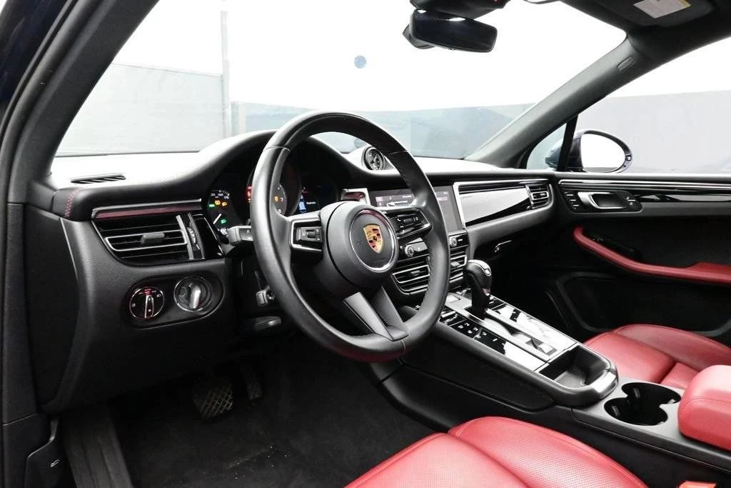 2023 Porsche Macan S - Image 4 of 5