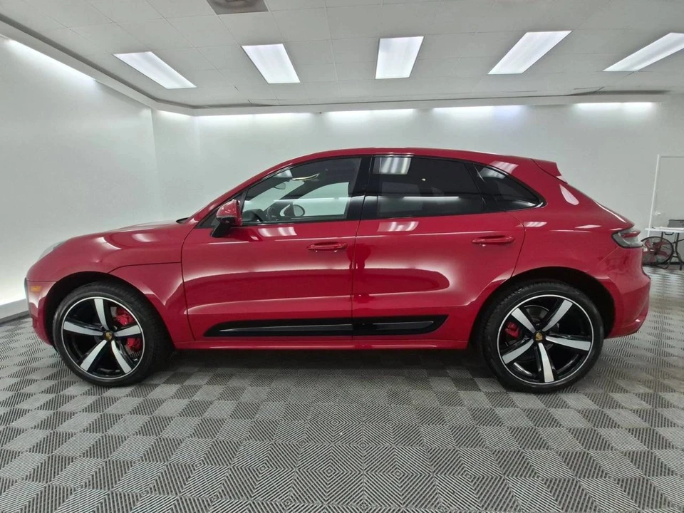 2023 Porsche Macan S - Image 2 of 5