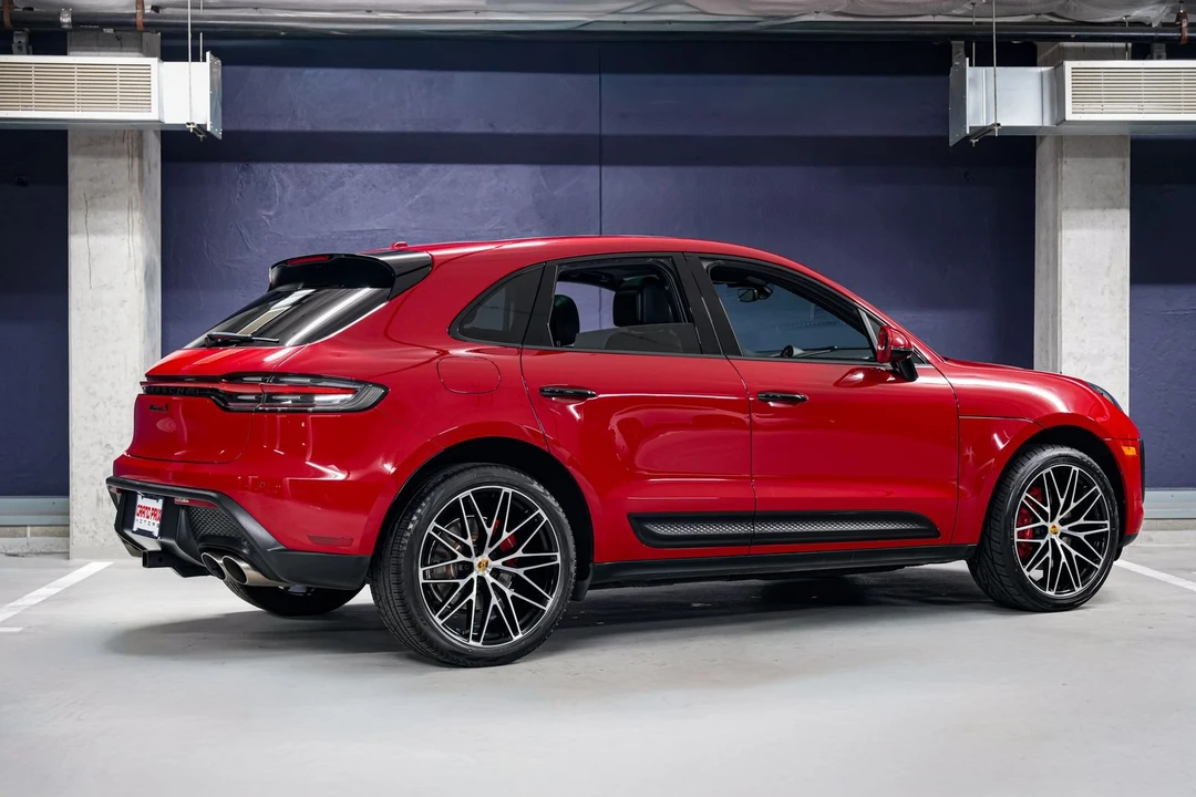 2023 Porsche Macan S - Image 3 of 31