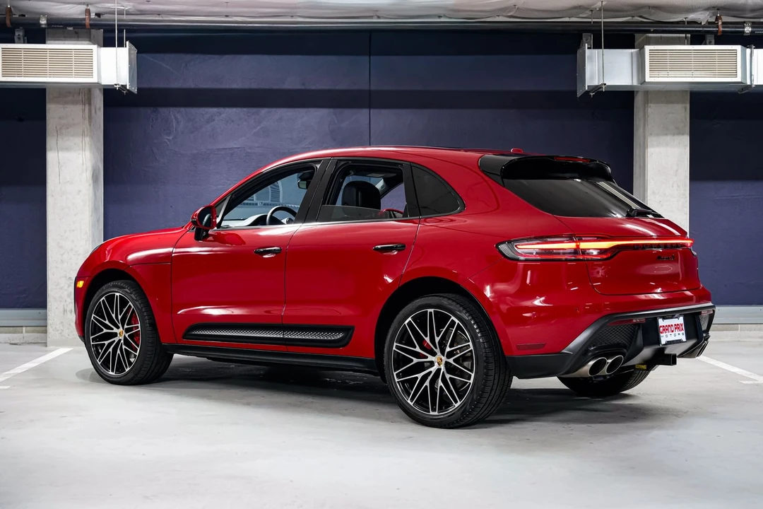 2023 Porsche Macan S - Image 8 of 31