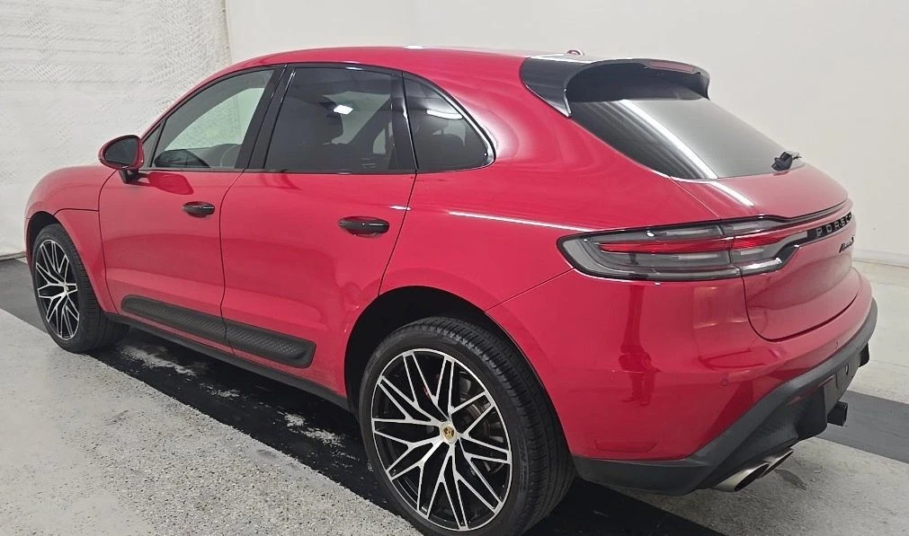 2023 Porsche Macan S - Image 4 of 6