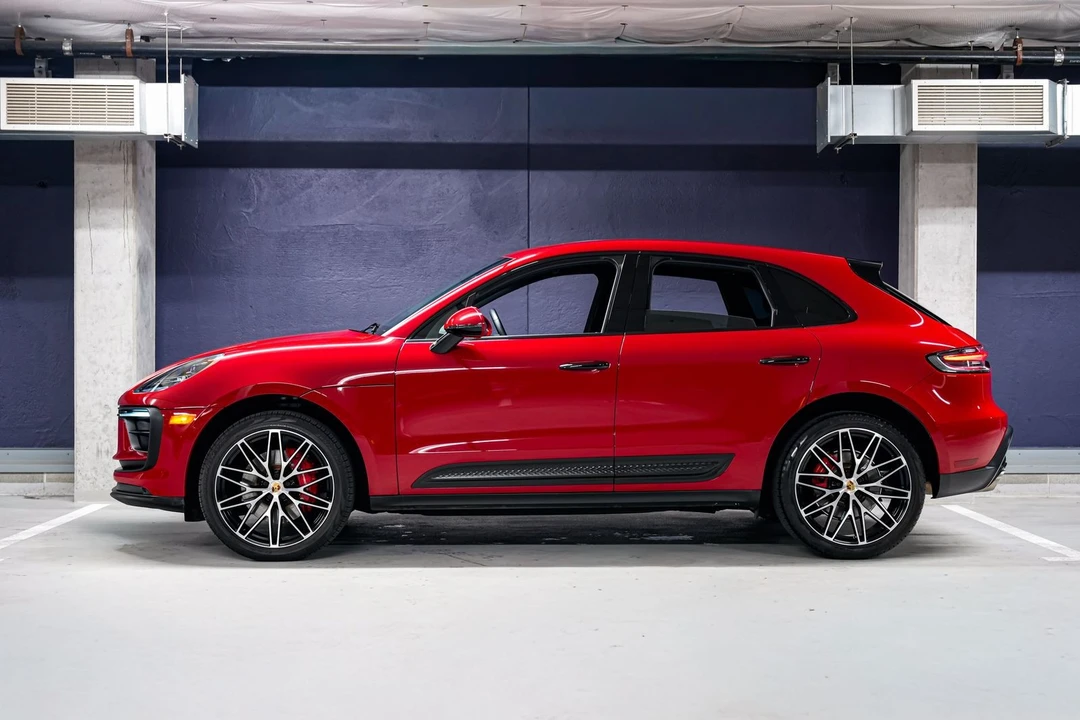 2023 Porsche Macan S - Image 7 of 31