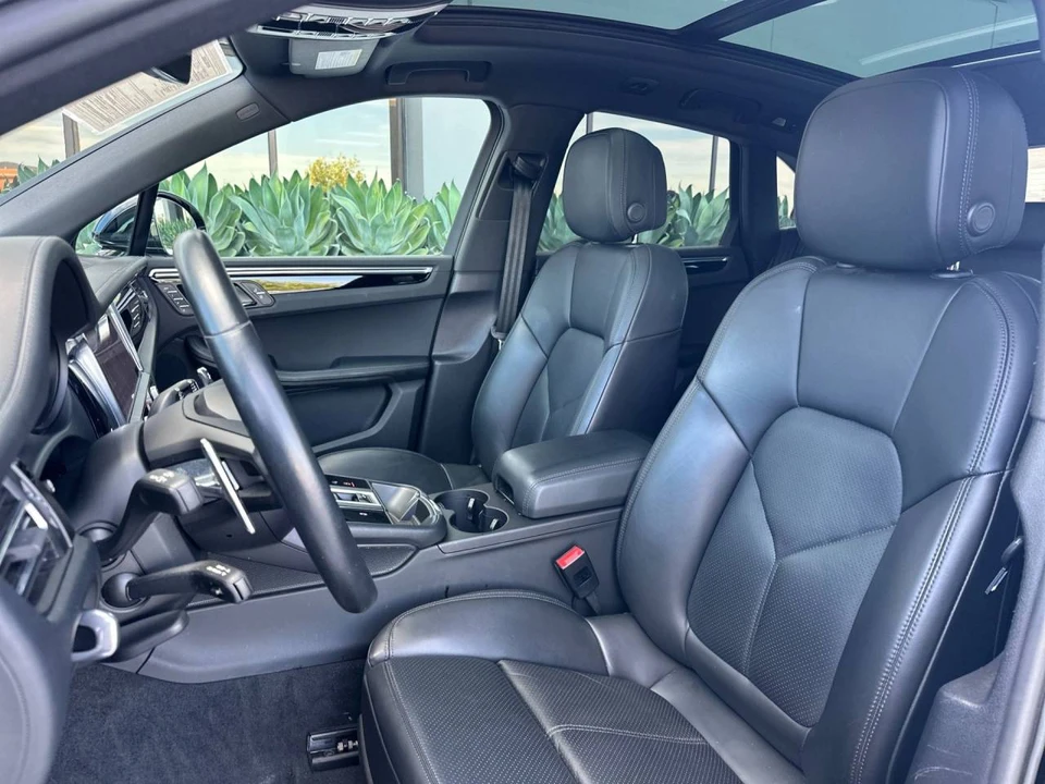 2023 Porsche Macan S - Image 5 of 5