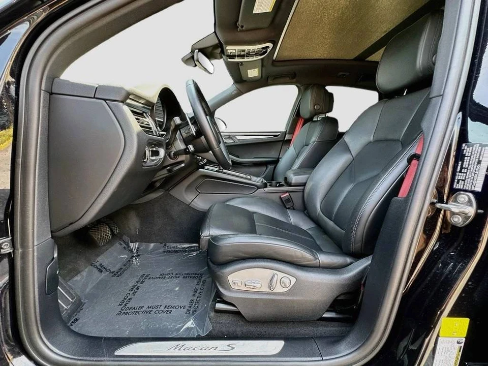 2023 Porsche Macan S - Image 5 of 5