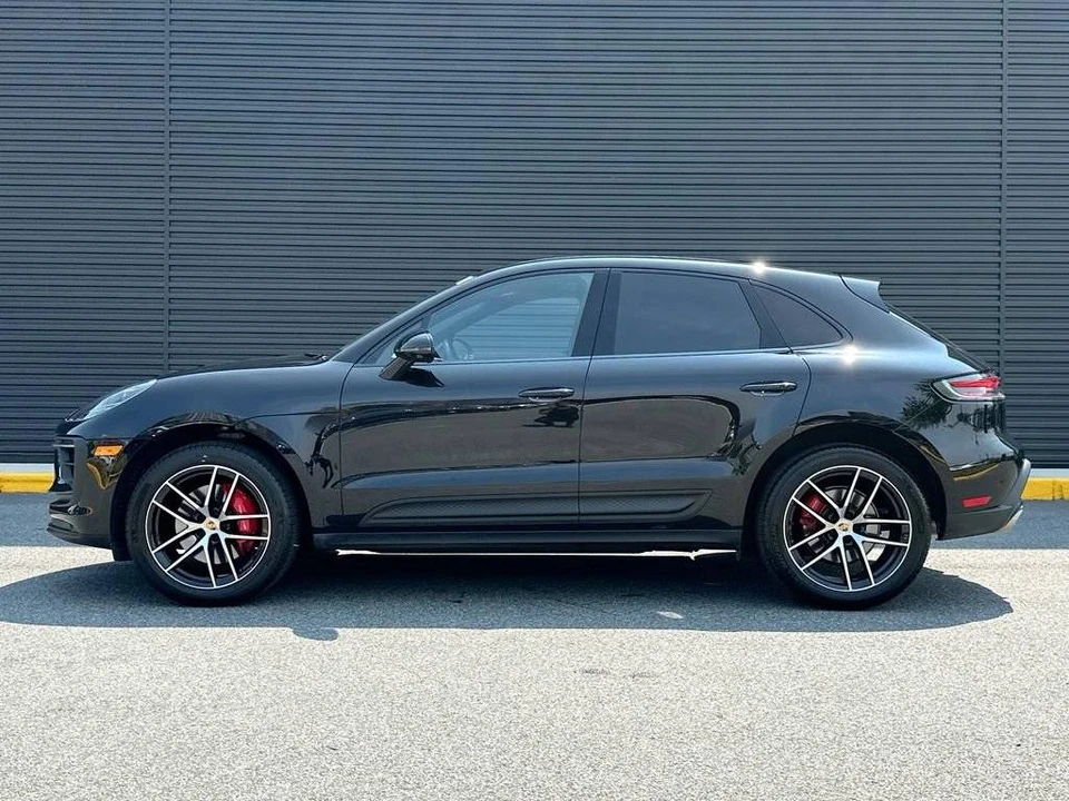 2023 Porsche Macan S - Image 2 of 5