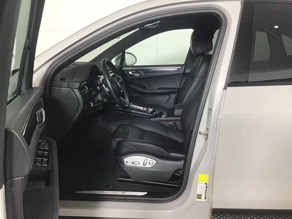 2023 Porsche Macan S - Image 5 of 5