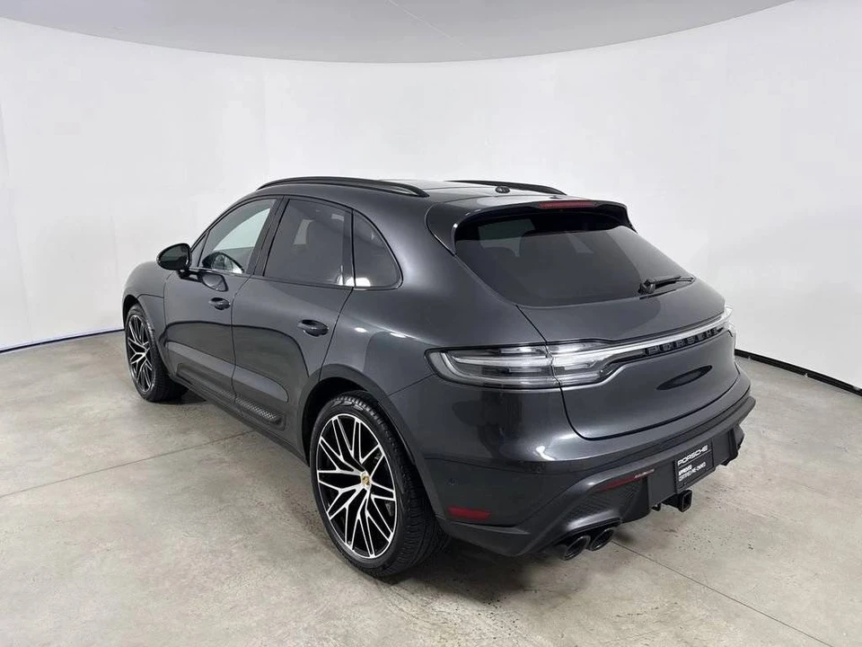 2023 Porsche Macan S - Image 3 of 5