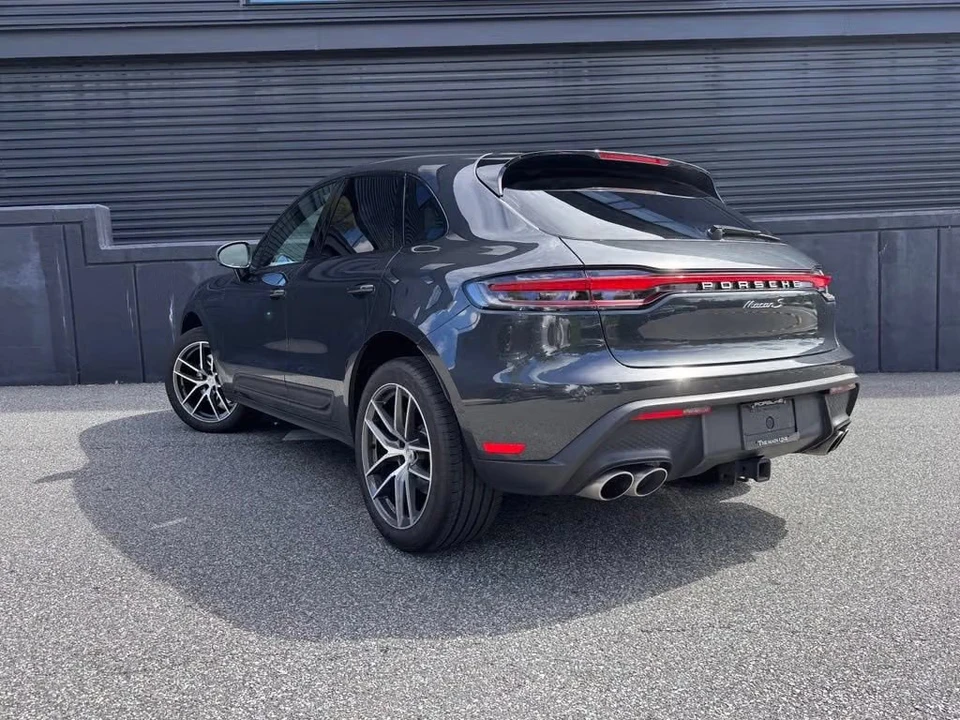 2023 Porsche Macan S - Image 20 of 31