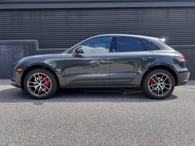 2023 Porsche Macan S - Image 10 of 31