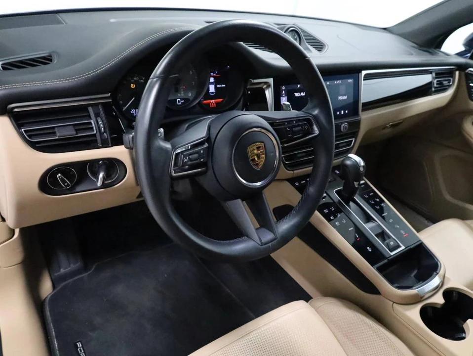 2023 Porsche Macan S - Image 4 of 5