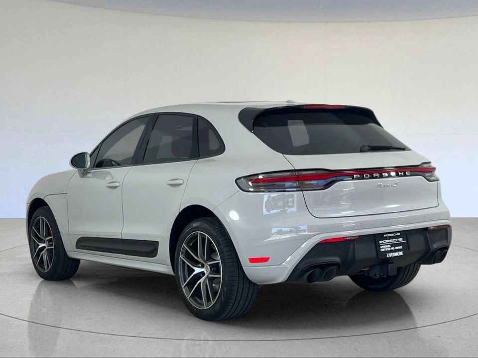 2023 Porsche Macan S - Image 3 of 5